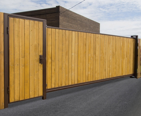 Деревянные ворота в Лермонтове