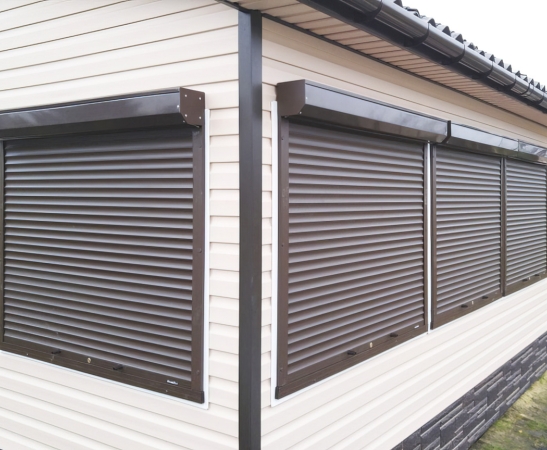 Рольставни на окна в Лермонтове