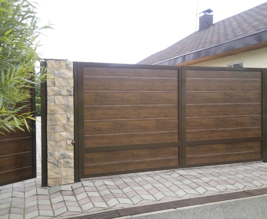 Распашные ворота в Лермонтове